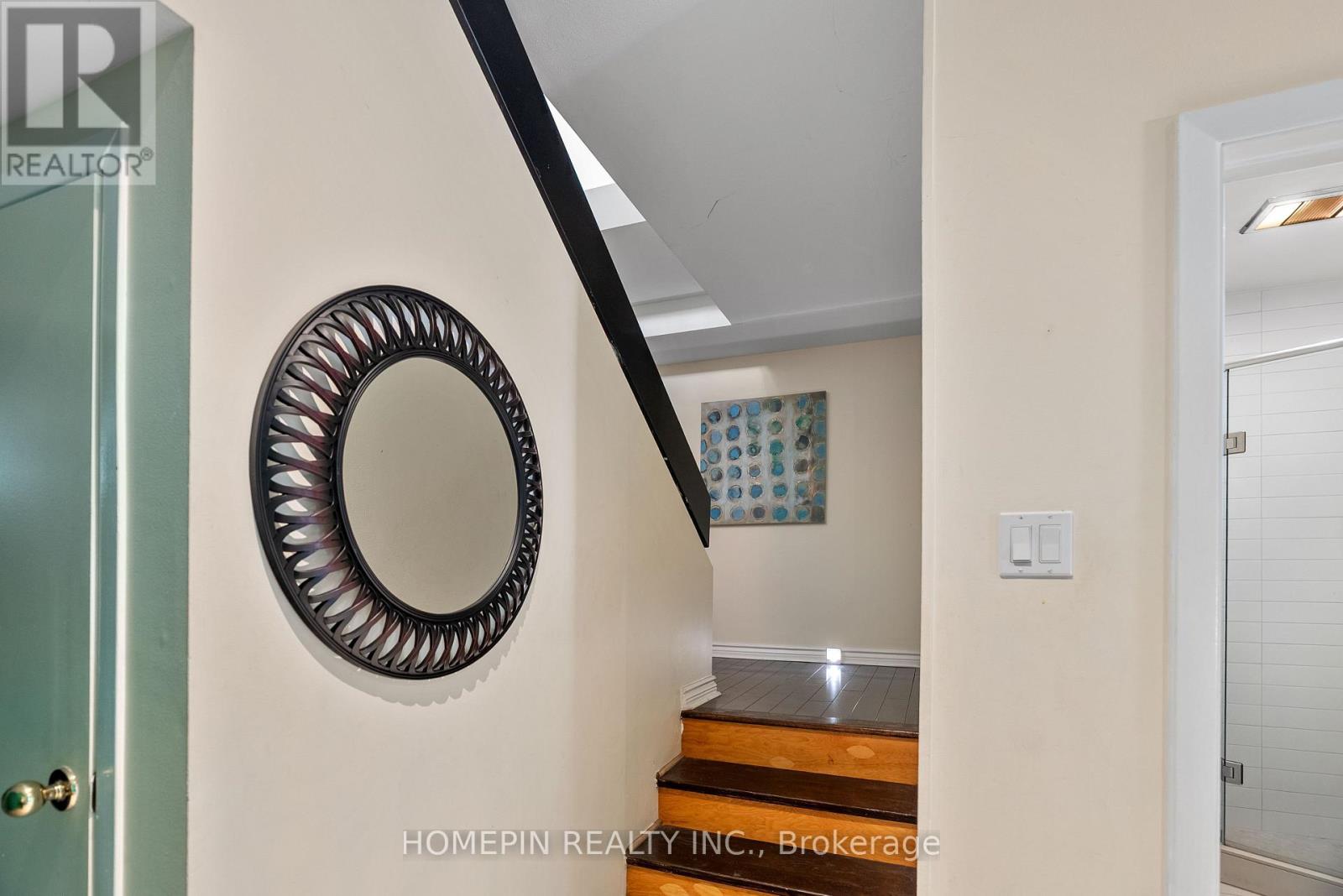 25 Grovetree Road, Toronto, Ontario  M9V 2Y3 - Photo 24 - W13572466
