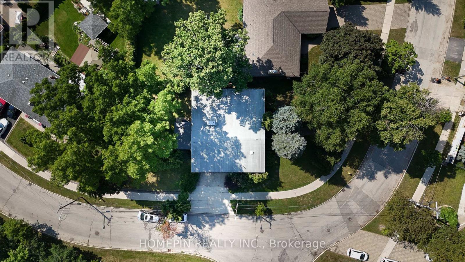 25 Grovetree Road, Toronto, Ontario  M9V 2Y3 - Photo 31 - W13572466