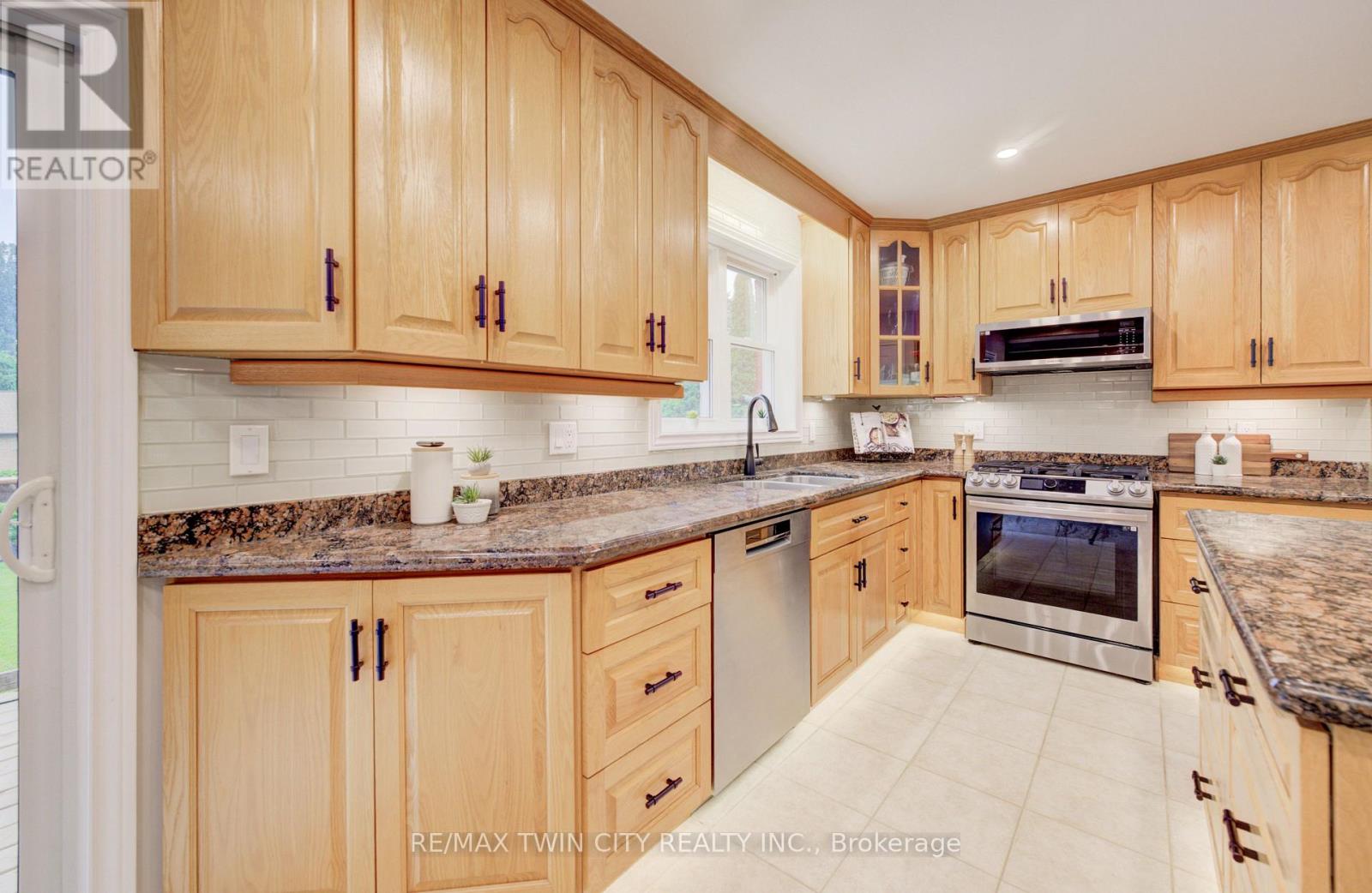 5 Danube Drive, Woolwich, Ontario  N0B 2M1 - Photo 10 - X13572272