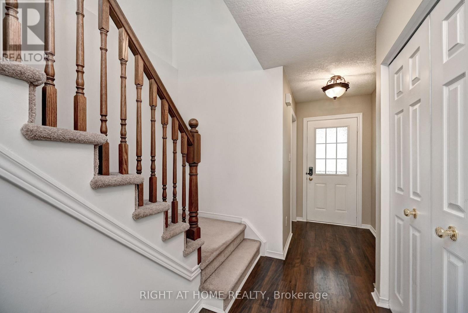 760 Paris Boulevard, Waterloo, Ontario  N2T 2Y1 - Photo 4 - X13572494