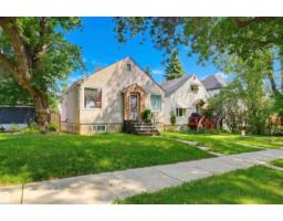 9728 89 Av NW, Edmonton, Alberta T6E 2S2 (30042939)