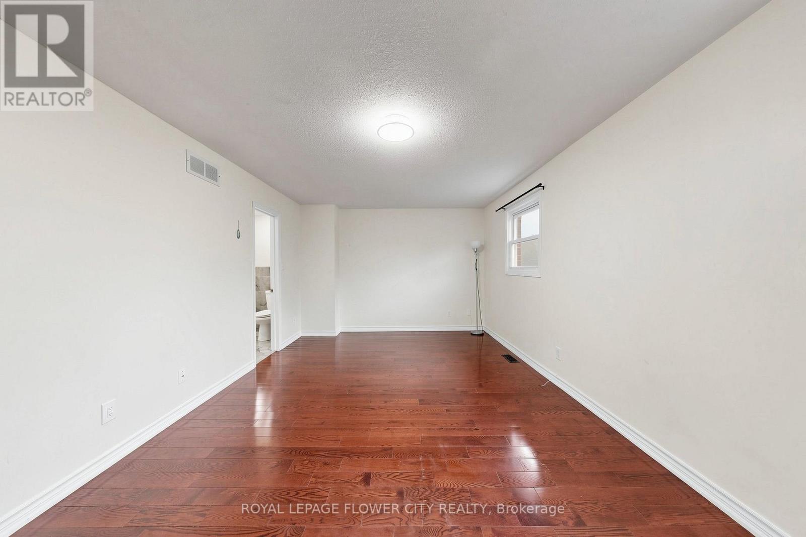 116 Flowertown Avenue, Brampton, Ontario  L6X 3Y6 - Photo 30 - W13564308