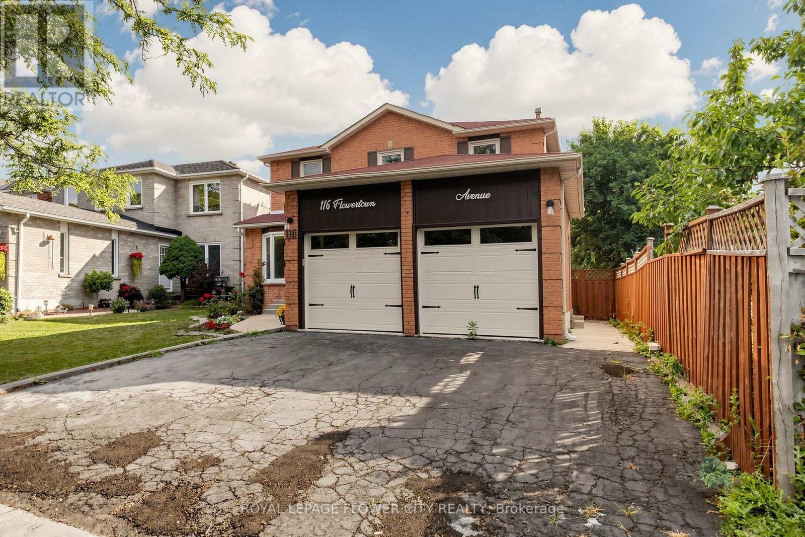 116 Flowertown Avenue, Brampton, Ontario  L6X 3Y6 - Photo 3 - W13564308