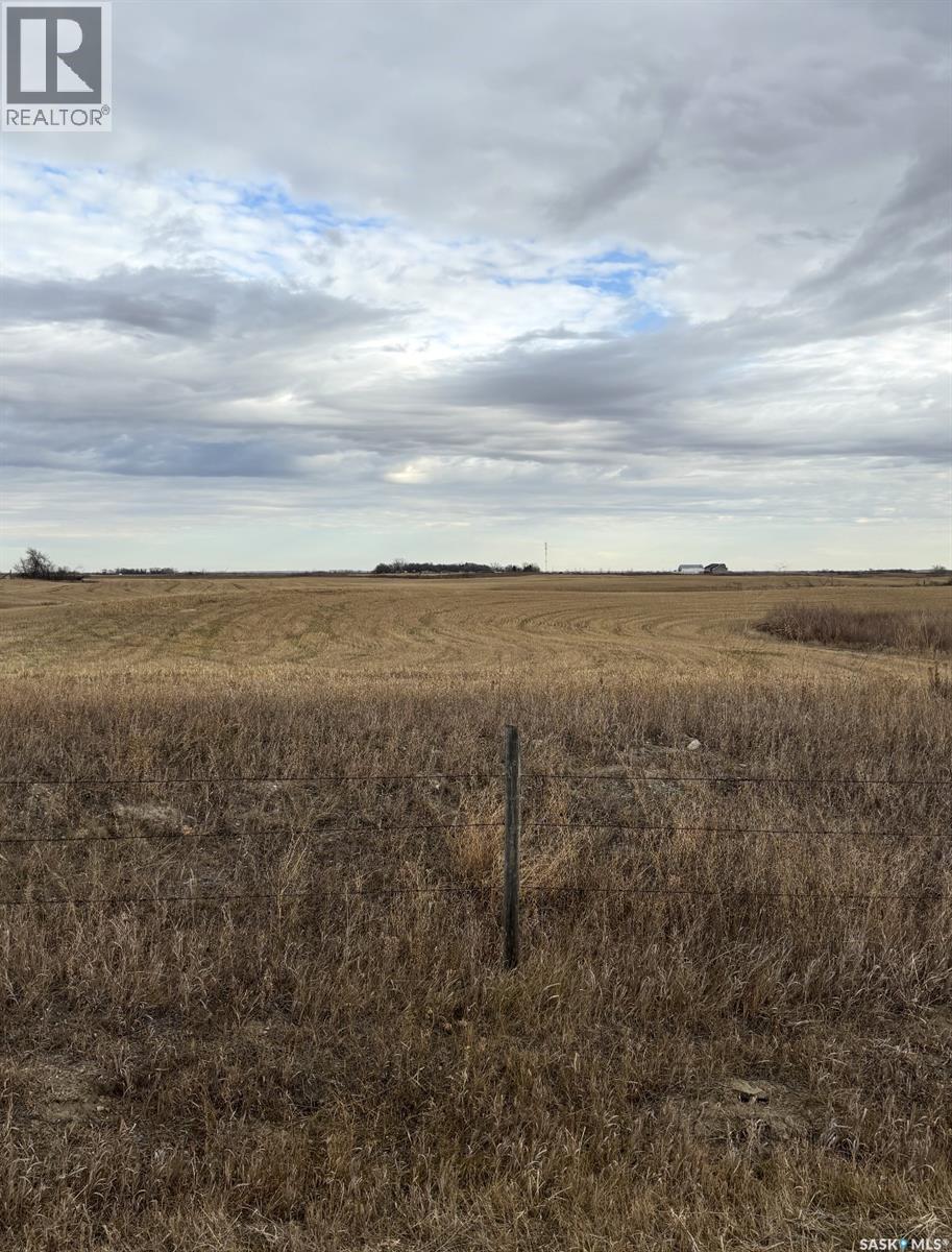 Robertson Acreage, Lumsden Rm No. 189, Saskatchewan  S0G 3C0 - Photo 1 - SK042646