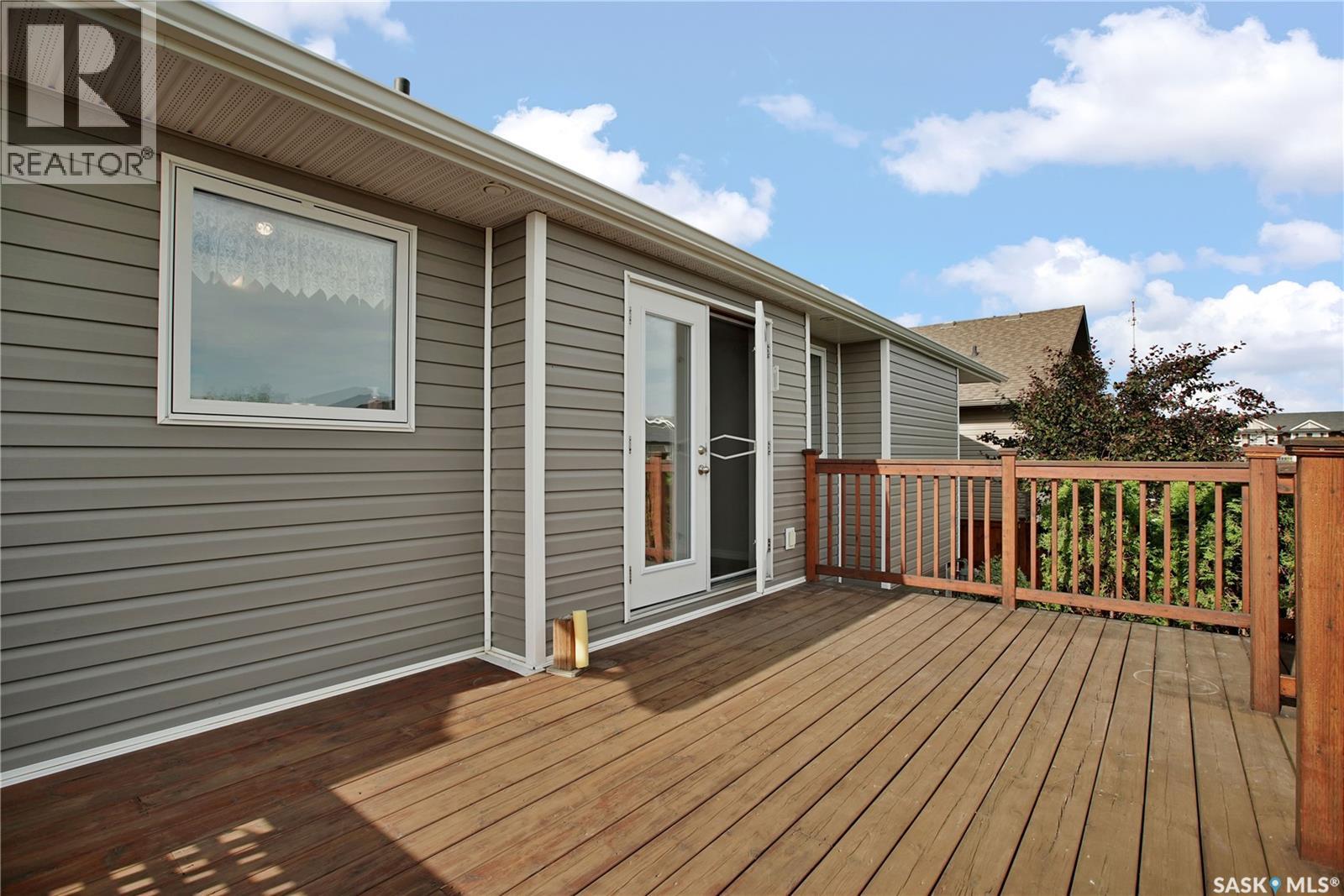 412 Lyle Crescent, Warman, Saskatchewan  S0K 4S1 - Photo 33 - SK042574