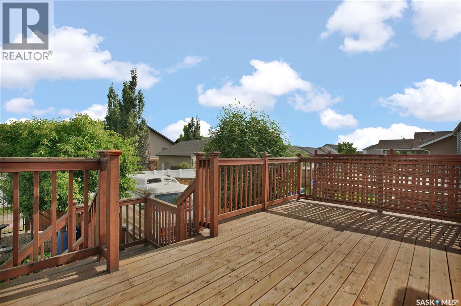412 Lyle Crescent, Warman, Saskatchewan  S0K 4S1 - Photo 5 - SK042574