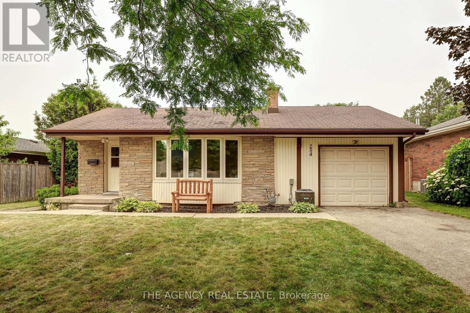 254 King Edward Avenue, London South, Ontario  N5Z 3T7 - Photo 1 - X13572602