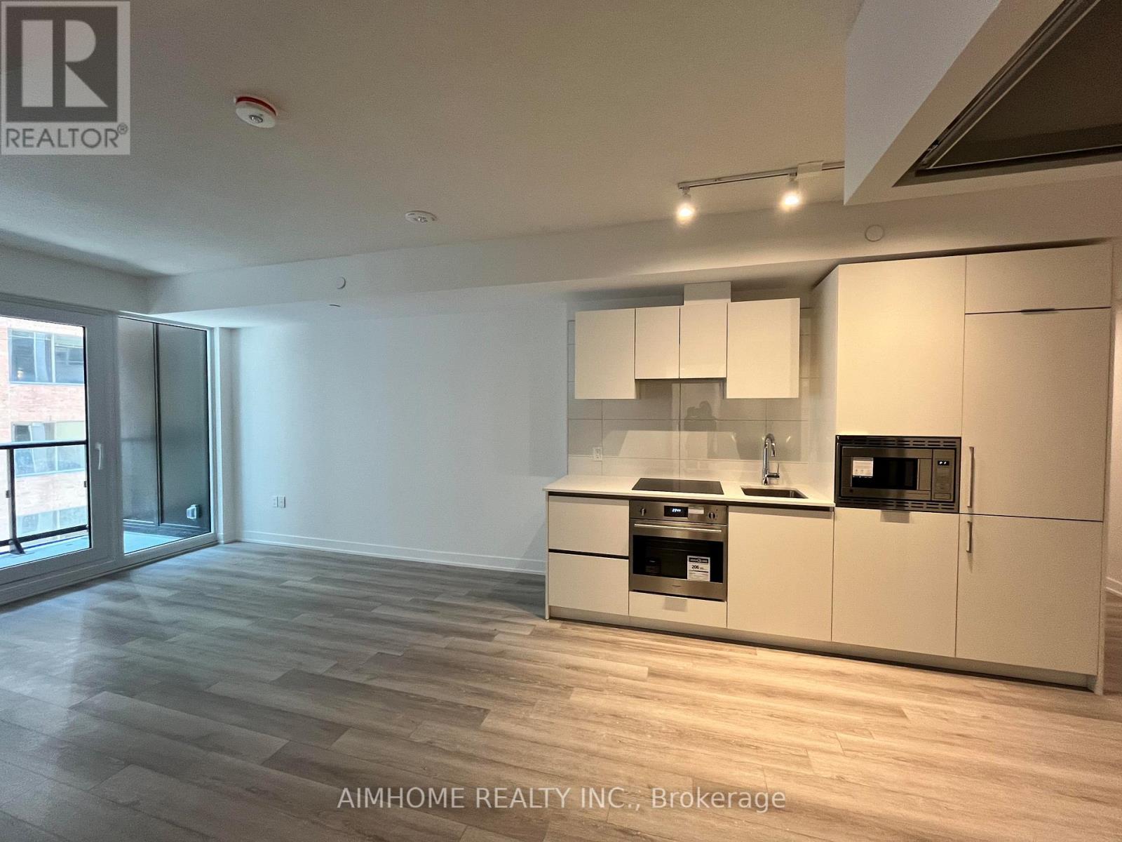 B410 - 121 St Patrick Street, Toronto, Ontario  M5T 3C1 - Photo 3 - C13572102