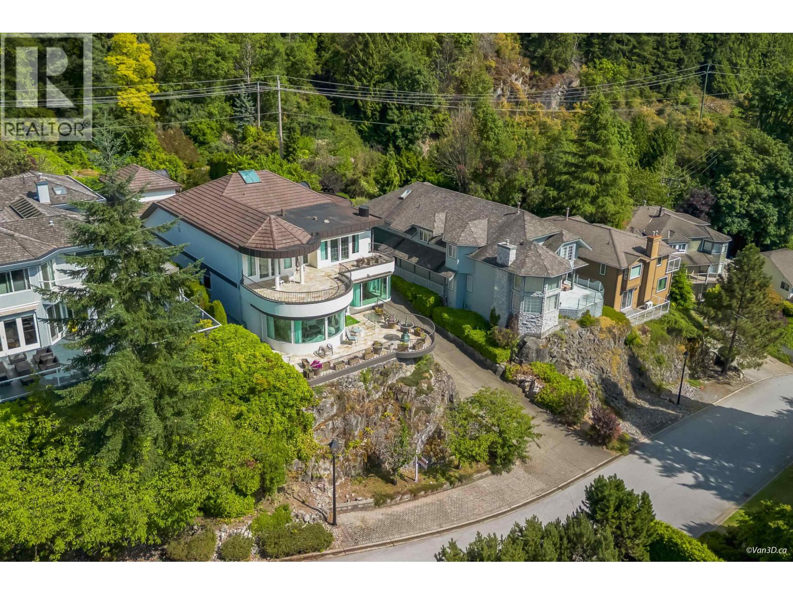 5387 Westhaven Wynd, West Vancouver, British Columbia  V7W 3E8 - Photo 3 - R3147015