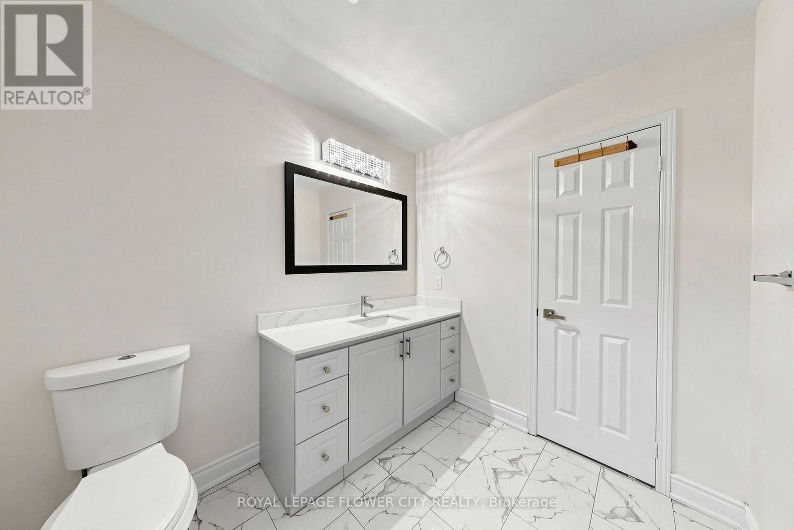 116 Flowertown Avenue, Brampton, Ontario  L6X 3Y6 - Photo 44 - W13211798