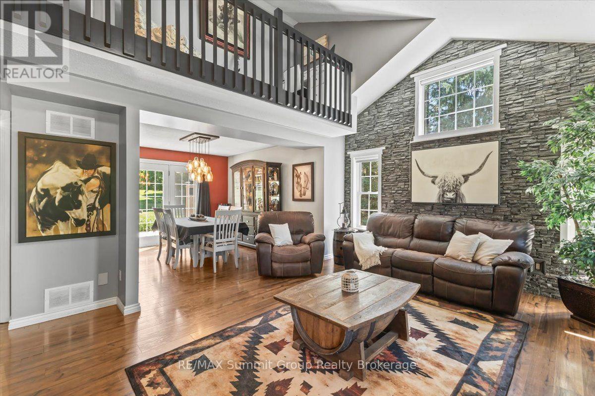 556017 Mulmur-Melancthon Townline, Mulmur, Ontario  L9V 0A3 - Photo 4 - X13572570