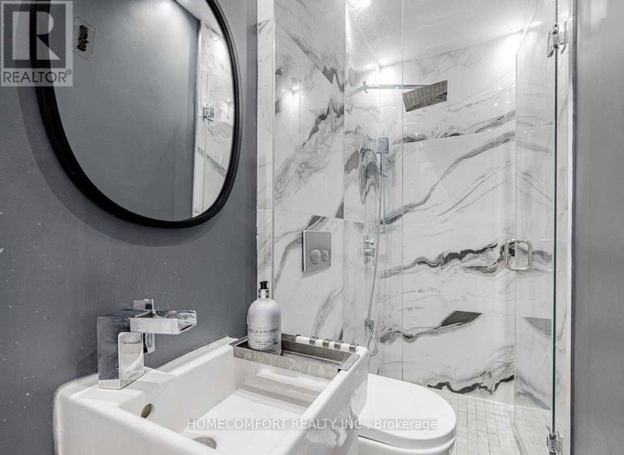 22 Fenelon Drive, Toronto, Ontario  M3A 3K3 - Photo 15 - C13572558