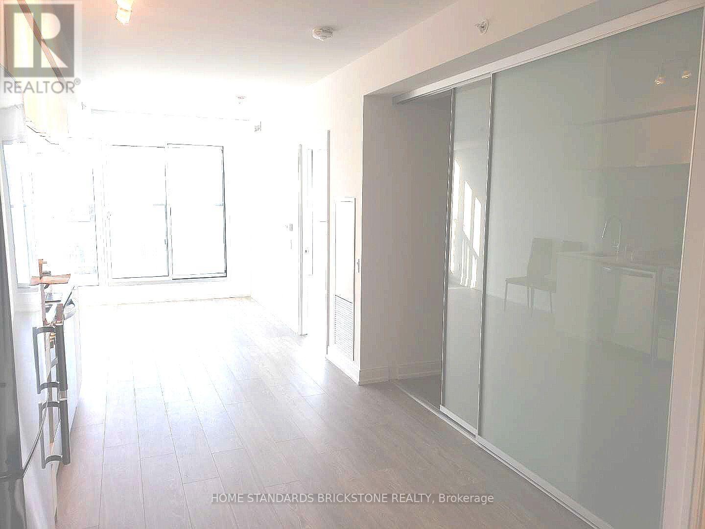 2106 - 181 Dundas Street E, Toronto, Ontario  M5A 0N5 - Photo 2 - C13572578