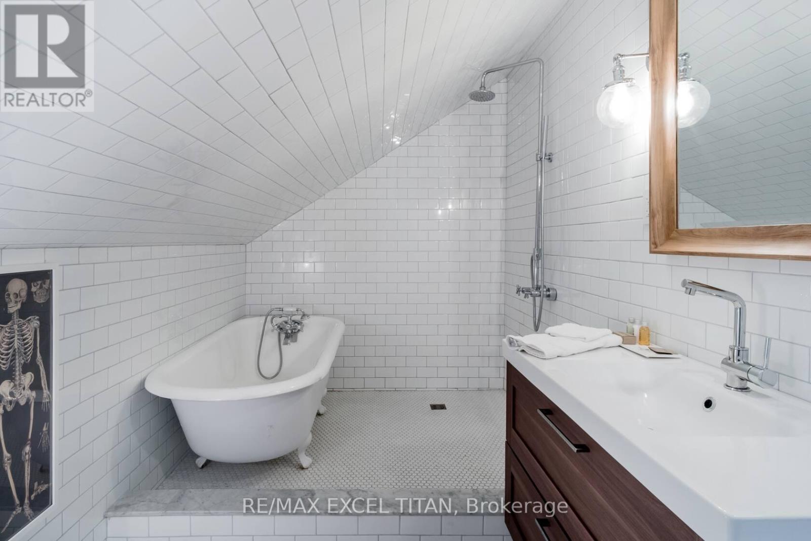 80 Willcocks Street, Toronto, Ontario  M5S 1C8 - Photo 5 - C13572586