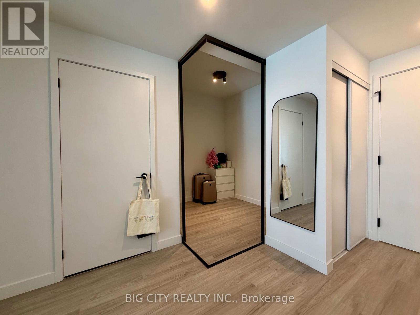 341 - 1050 EASTERN AVENUE - Photo 11