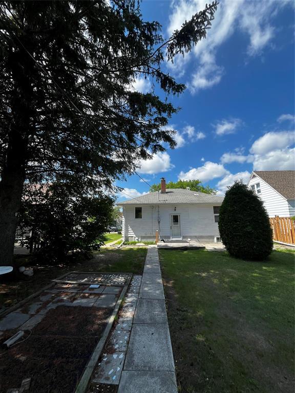 389 Princess Boulevard, Flin Flon, Manitoba  R8A 0L3 - Photo 33 - 202616360