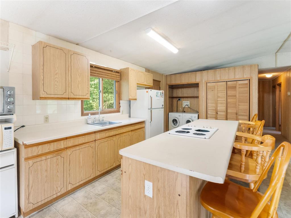 95 Still Cove Road, Alexander Rm, Manitoba  R0E 1A0 - Photo 18 - 202615658