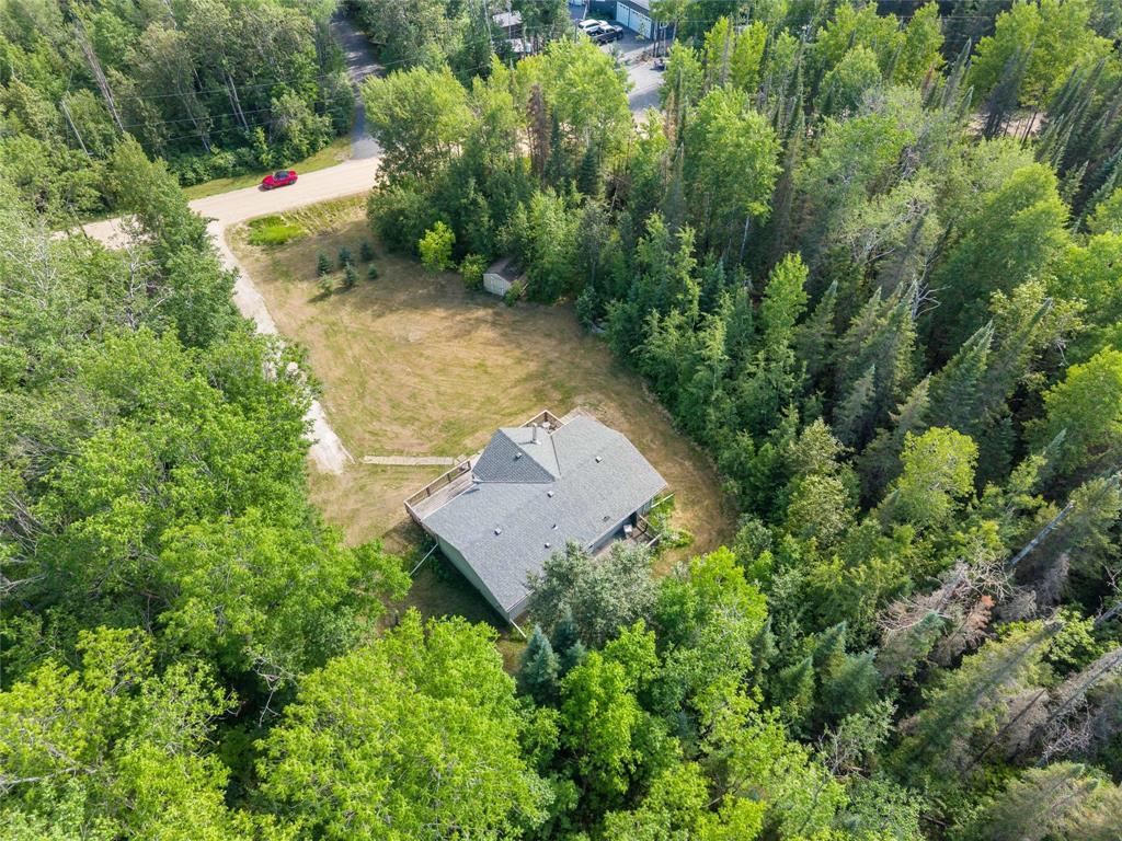95 Still Cove Road, Alexander Rm, Manitoba  R0E 1A0 - Photo 4 - 202615658