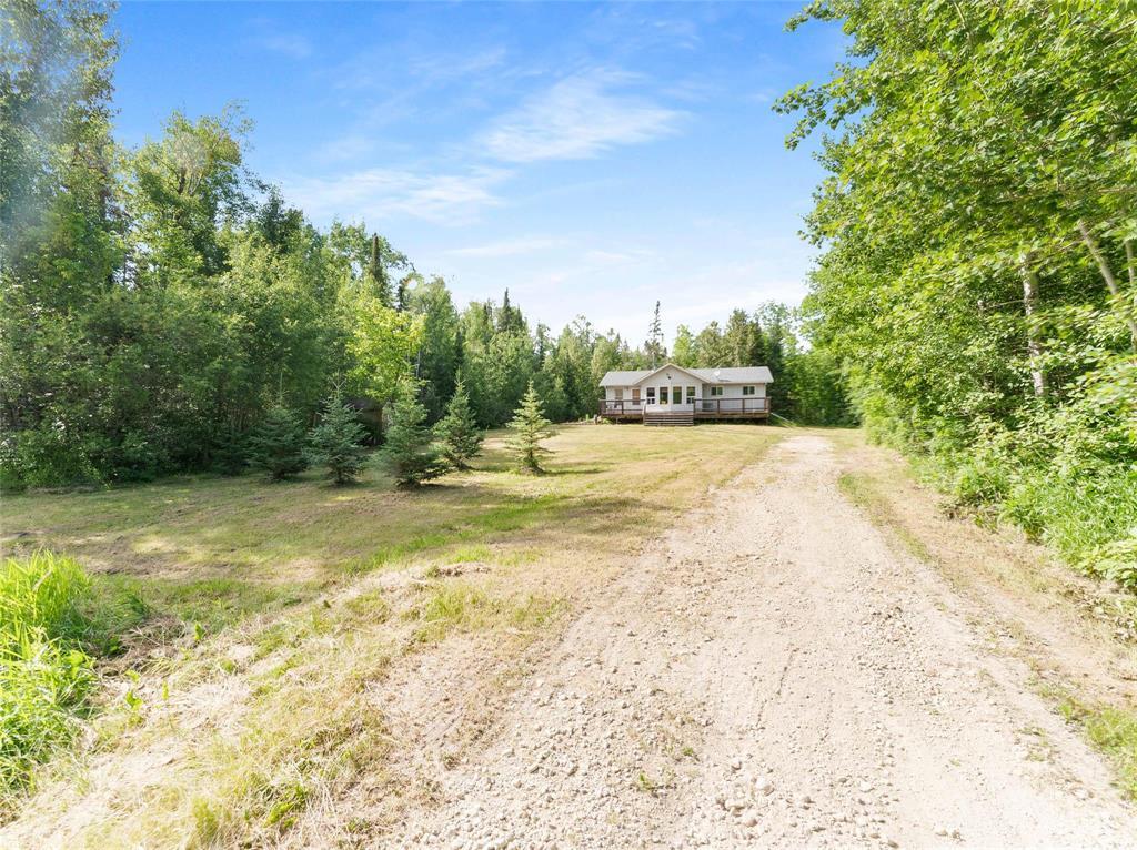 95 Still Cove Road, Alexander Rm, Manitoba  R0E 1A0 - Photo 6 - 202615658