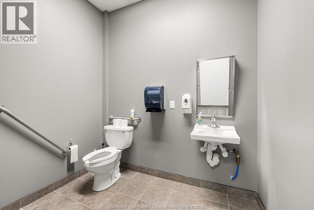 4600 Rhodes Unit# 6, Windsor, Ontario N8W 5C2 - Photo 14 - 26017194