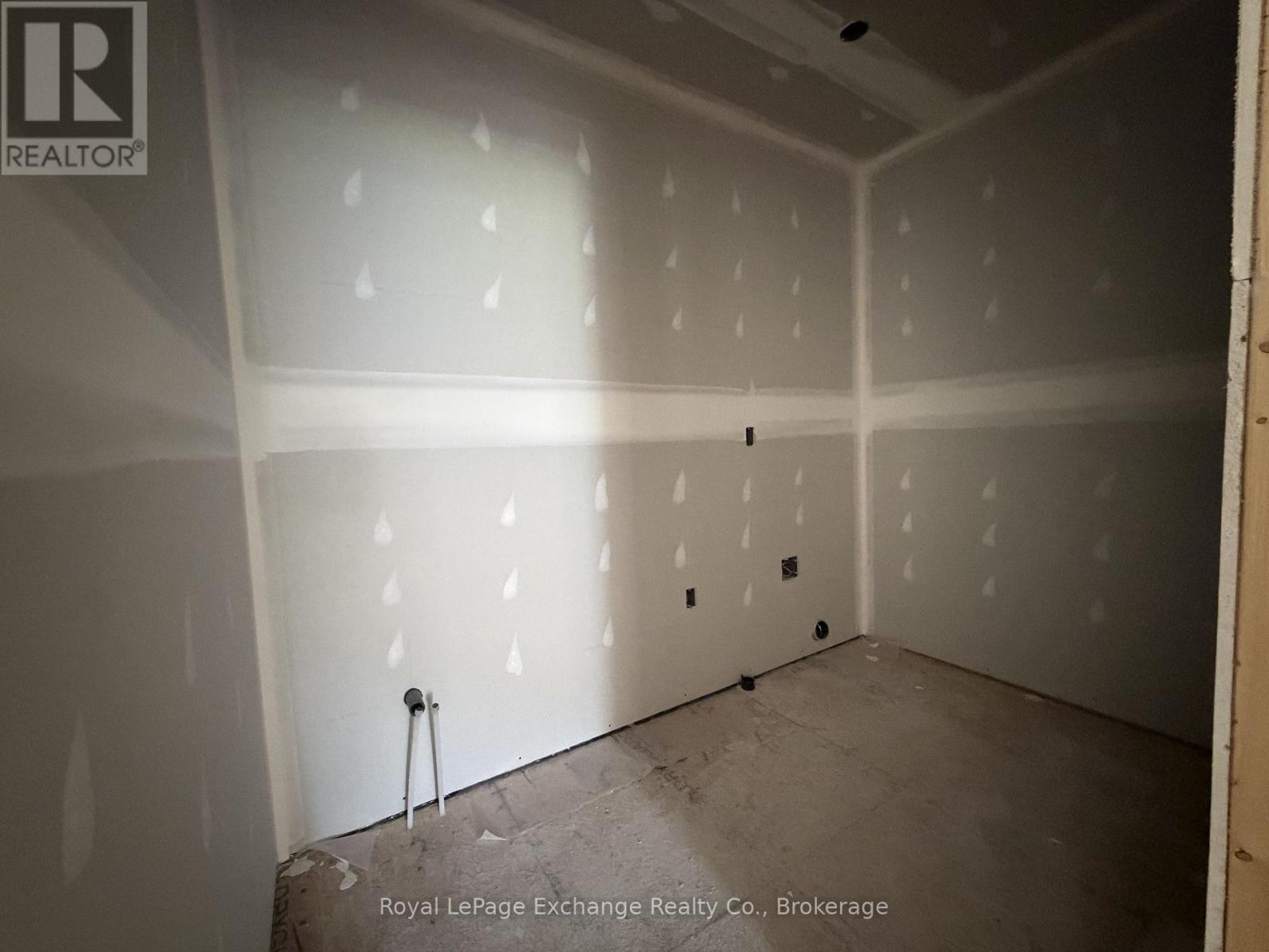 (Unit 12) - 122 Tremble Drive, West Grey, Ontario  N0G 1R0 - Photo 13 - X13572852