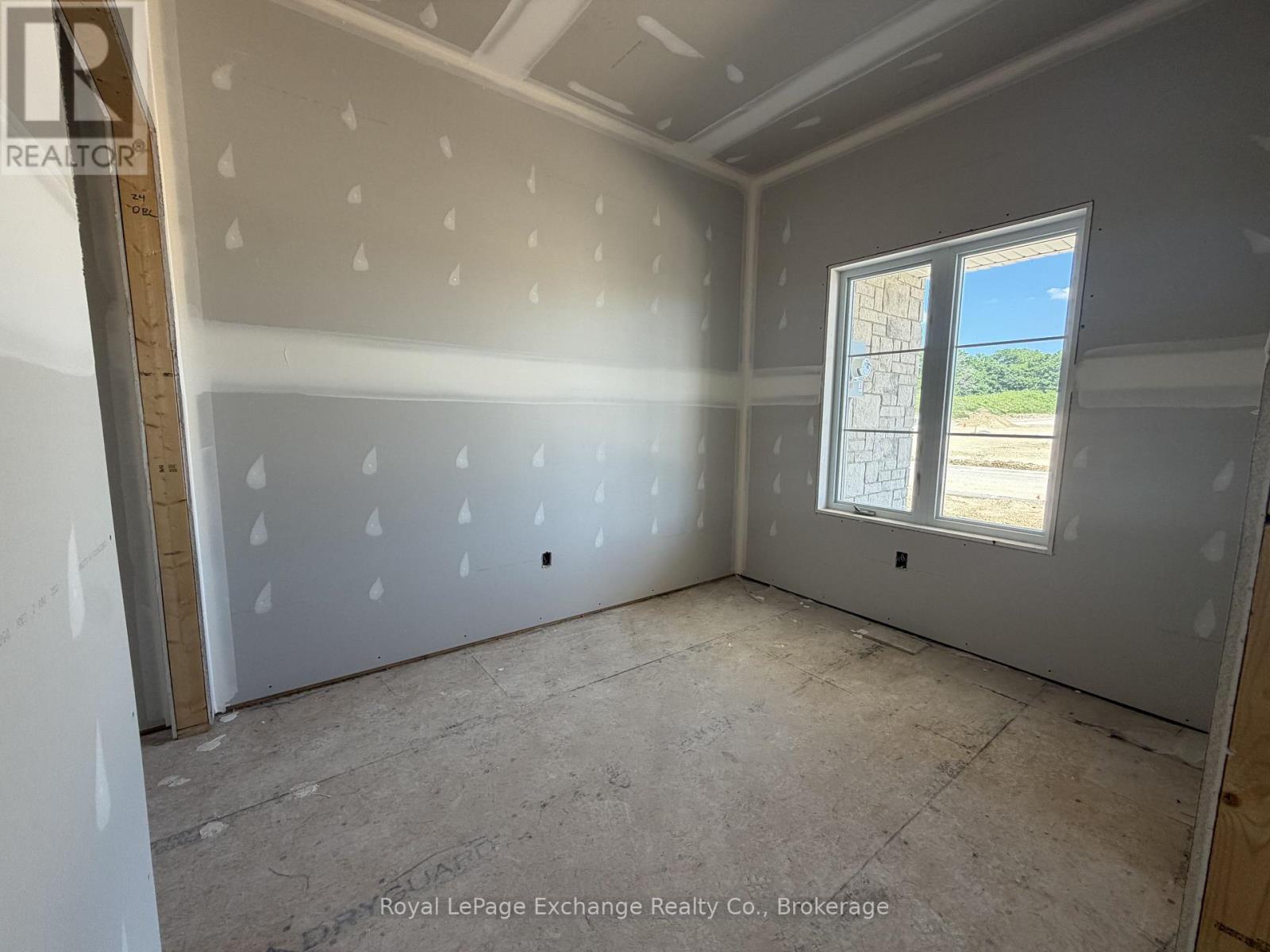 (Unit 12) - 122 Tremble Drive, West Grey, Ontario  N0G 1R0 - Photo 8 - X13572852