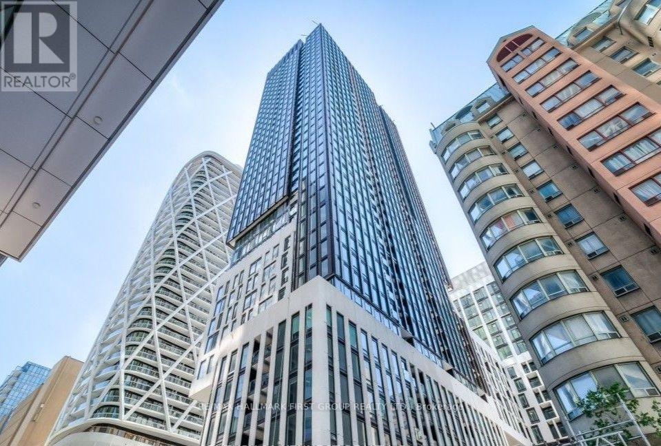 1235 - 230 SIMCOE STREET, Toronto (Kensington-Chinatown)