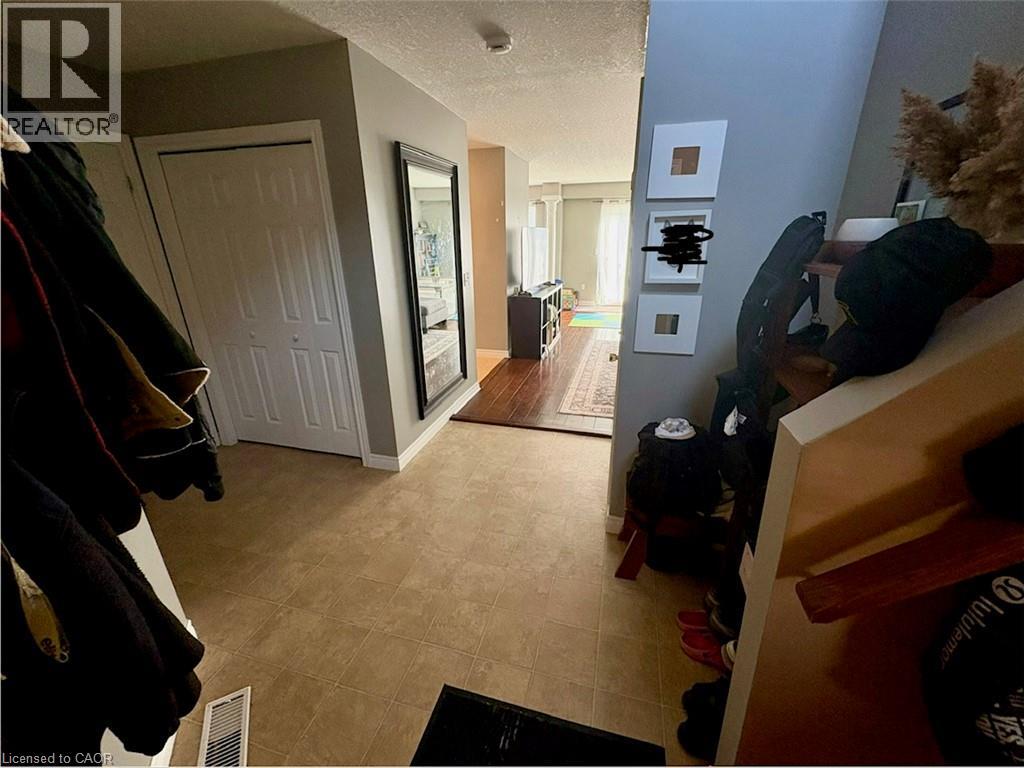 51 Swift Crescent, Guelph, Ontario  N1E 7J3 - Photo 10 - 40848475
