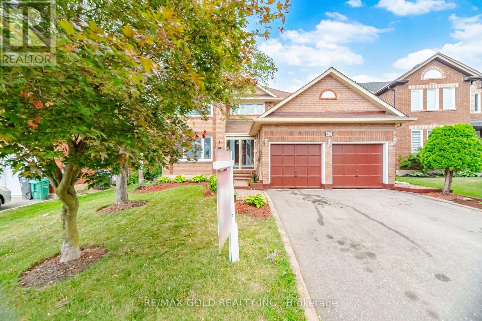 40 Kenpark Avenue, Brampton, Ontario  L6Z 3R5 - Photo 4 - W13572708