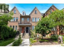293 MURRAY ROSS PARKWAY, Toronto, Ontario