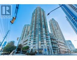 913 - 3939 DUKE OF YORK BOULEVARD, Mississauga, Ontario