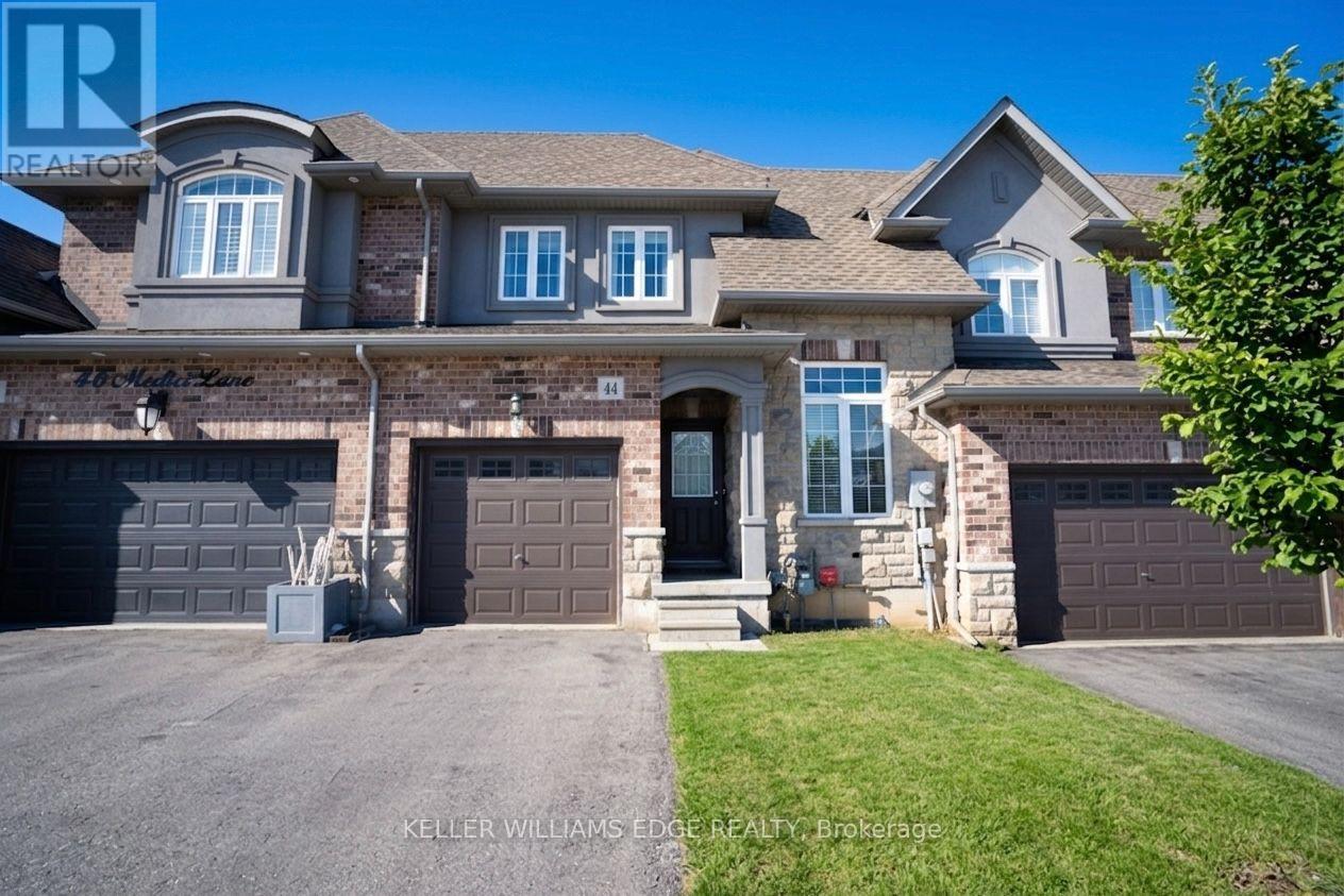 44 MEDICI LANE, Hamilton (Carpenter)