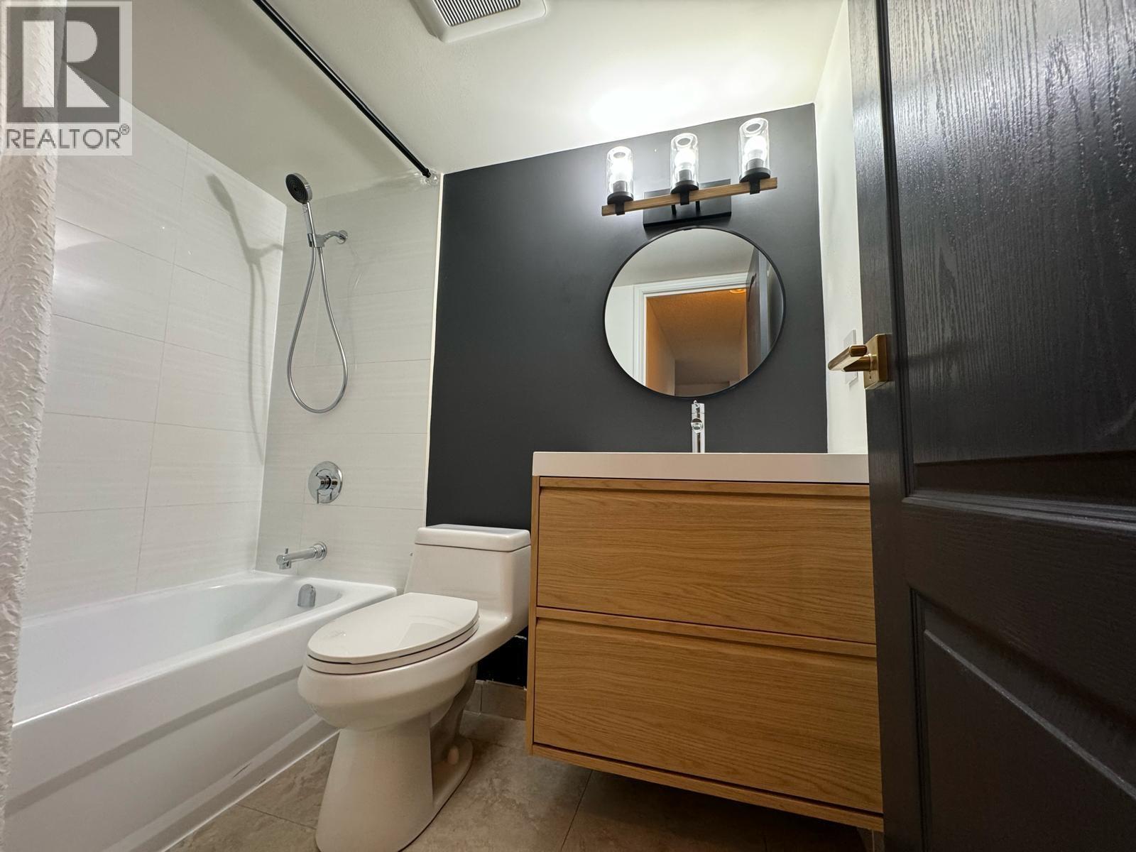 1602 2016 Fullerton Avenue, North Vancouver, British Columbia  V7P 3E6 - Photo 10 - R3143136