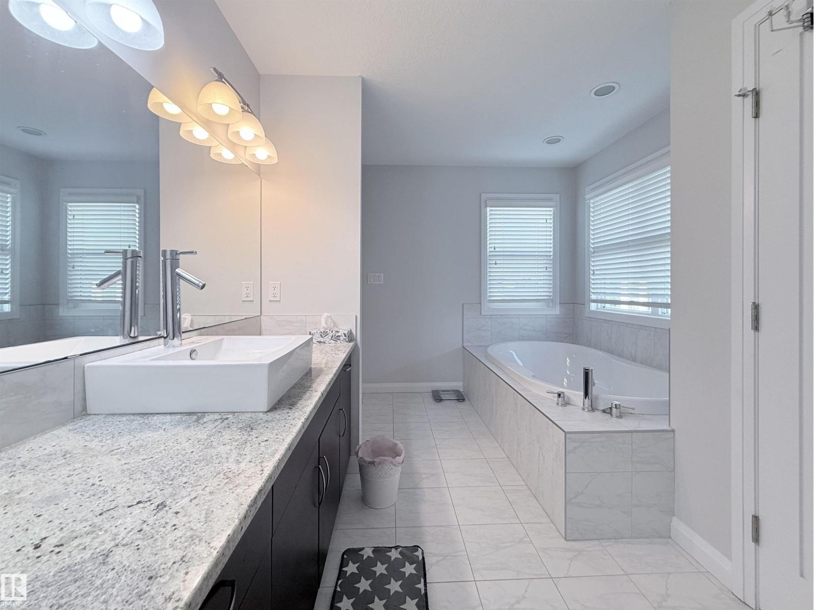 5876 168 Av NW, Edmonton, Alberta  T5Y 0N2 - Photo 26 - E4499187