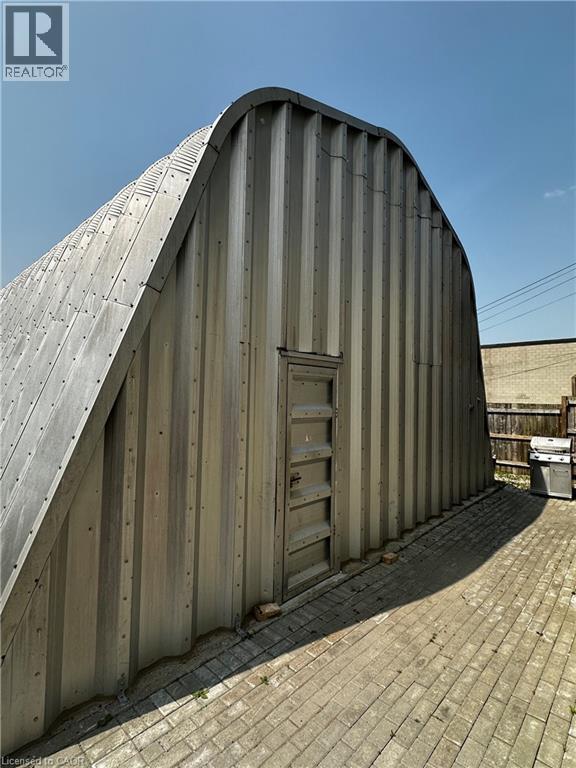 601 Lancaster Street W Unit# Quonset, Kitchener, Ontario  N2K 1M5 - Photo 3 - 40848495