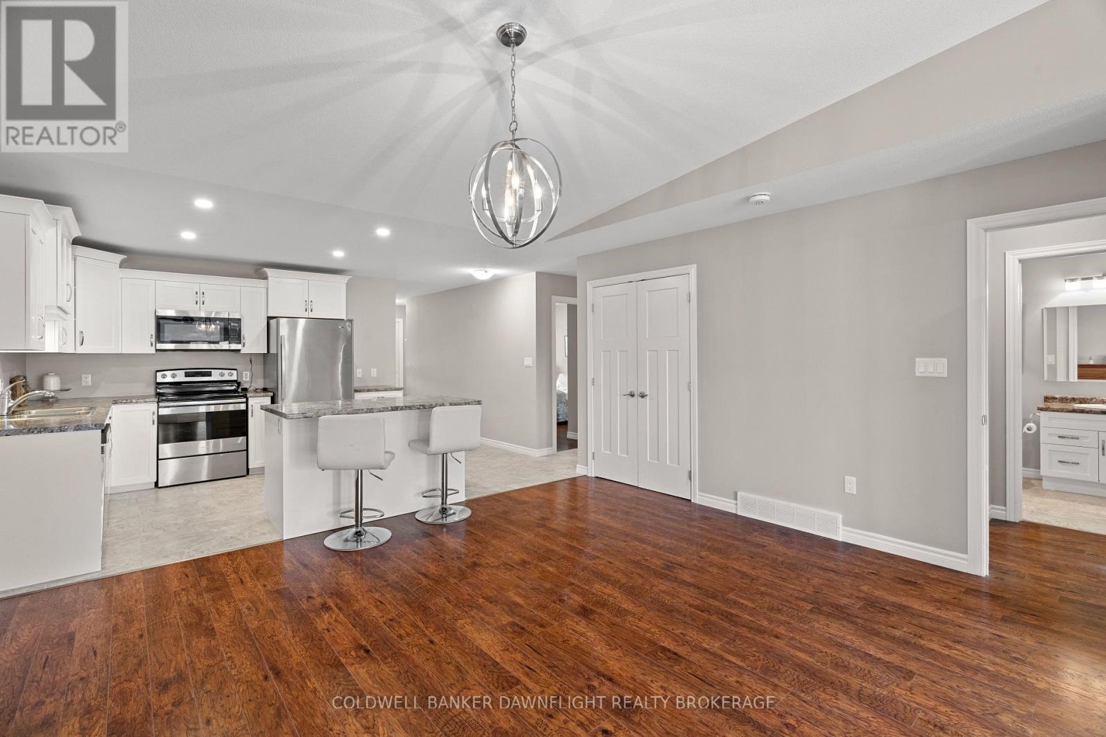 40 Devon Drive, South Huron, Ontario N0M 1S3 - Photo 18 - X13537108