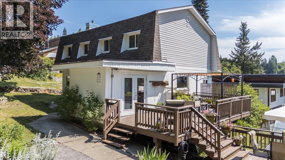 1517 Kootenay Avenue
