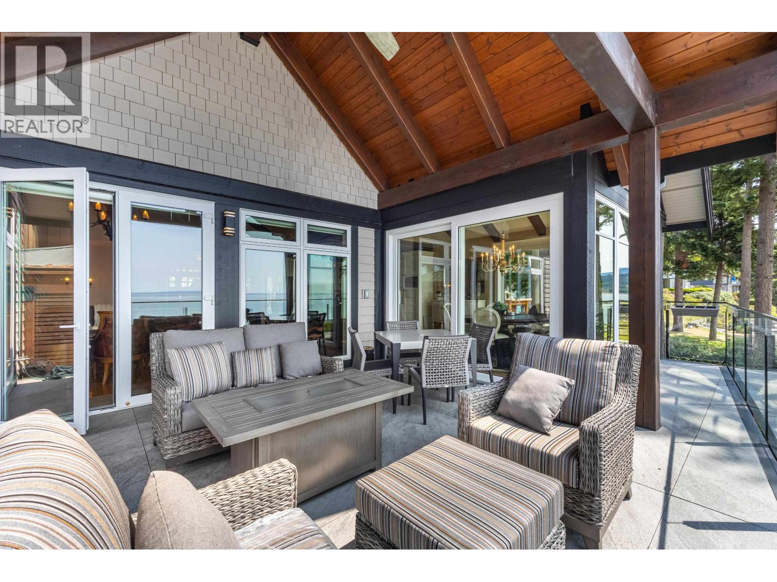 6001 Silverstone Lane, Sechelt, British Columbia  V7Z 0T8 - Photo 17 - R3147083