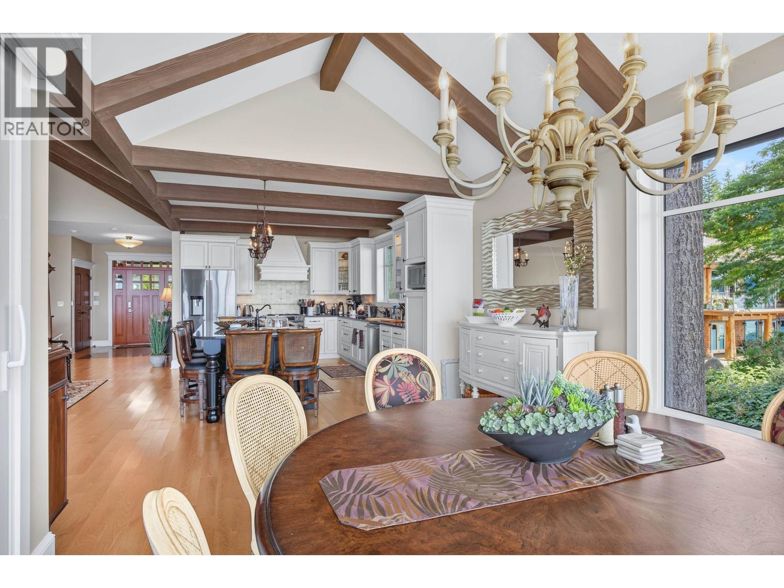 6001 Silverstone Lane, Sechelt, British Columbia  V7Z 0T8 - Photo 6 - R3147083