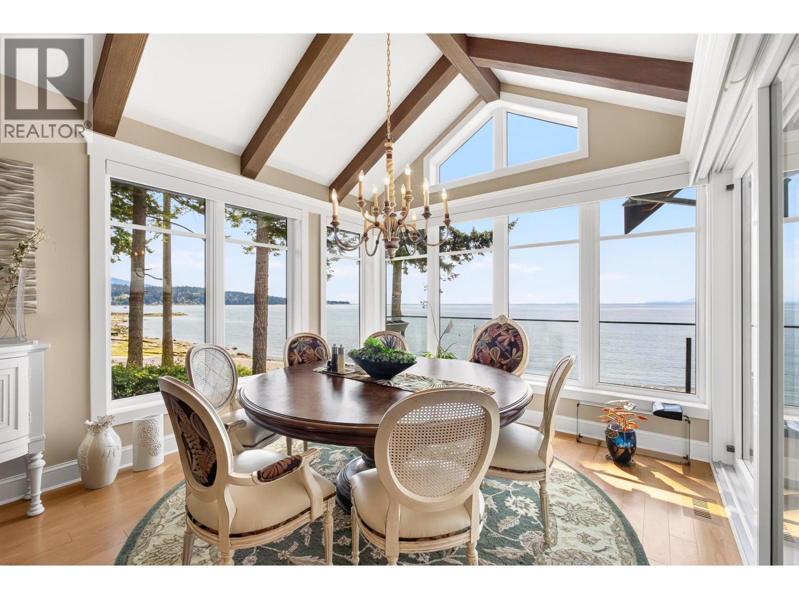 6001 Silverstone Lane, Sechelt, British Columbia  V7Z 0T8 - Photo 7 - R3147083