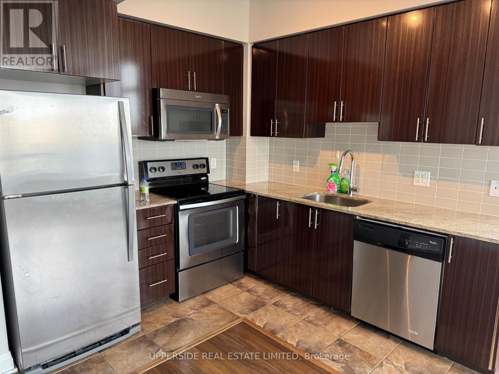 512 - 85 North Park Road, Vaughan, Ontario  L4J 9G1 - Photo 5 - N13436440