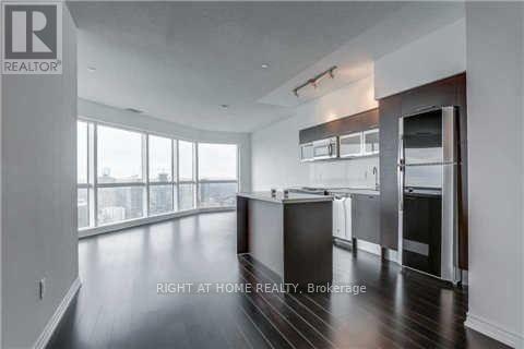 5016 - 386 Yonge Street, Toronto, Ontario  M5B 0A5 - Photo 5 - C13572980
