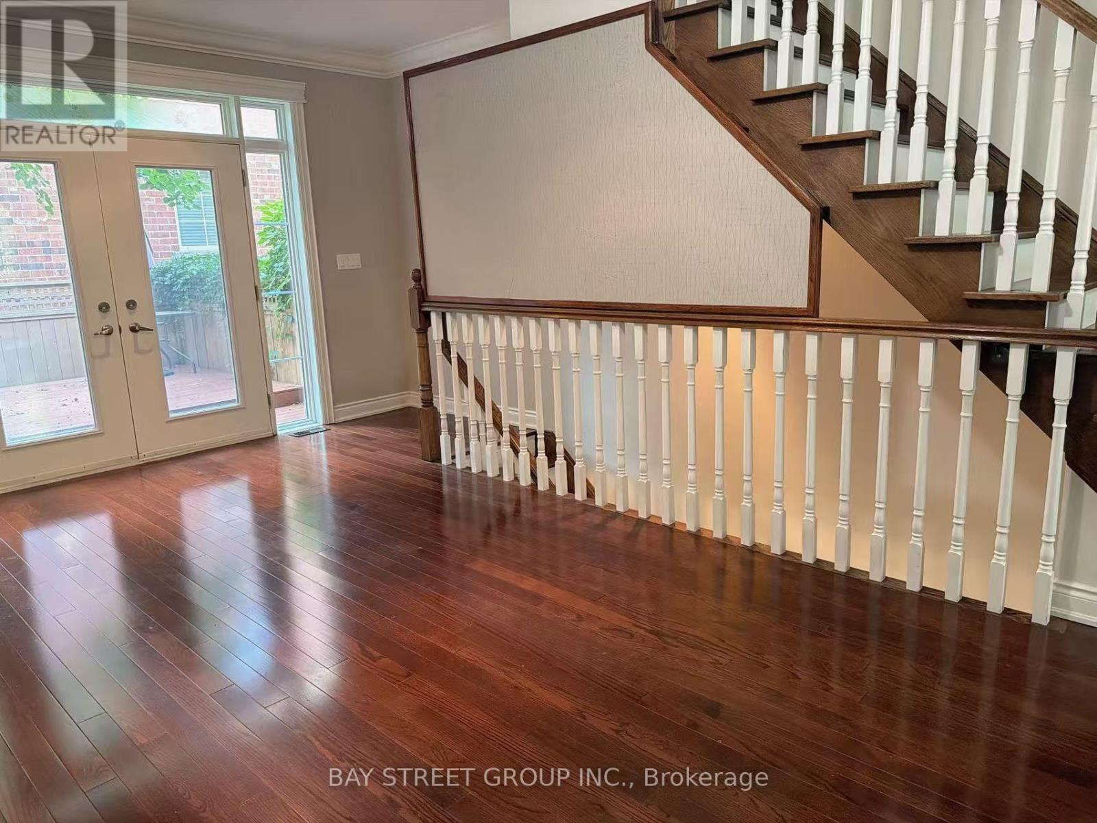 142 Hall Street, Richmond Hill, Ontario  L4C 4N8 - Photo 6 - N13572950