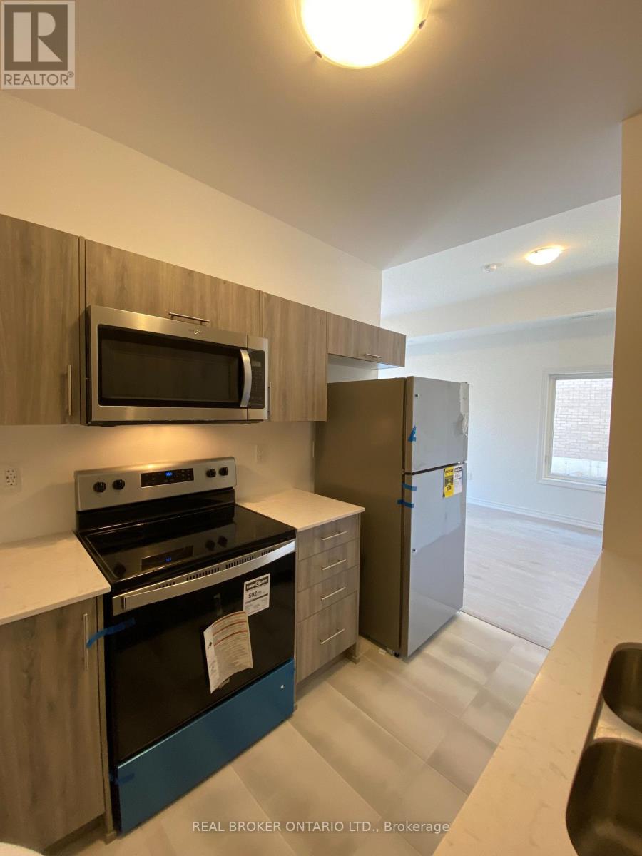 31a Pumpkin Corner Crescent, Barrie, Ontario  L9J 0T5 - Photo 9 - S13573026