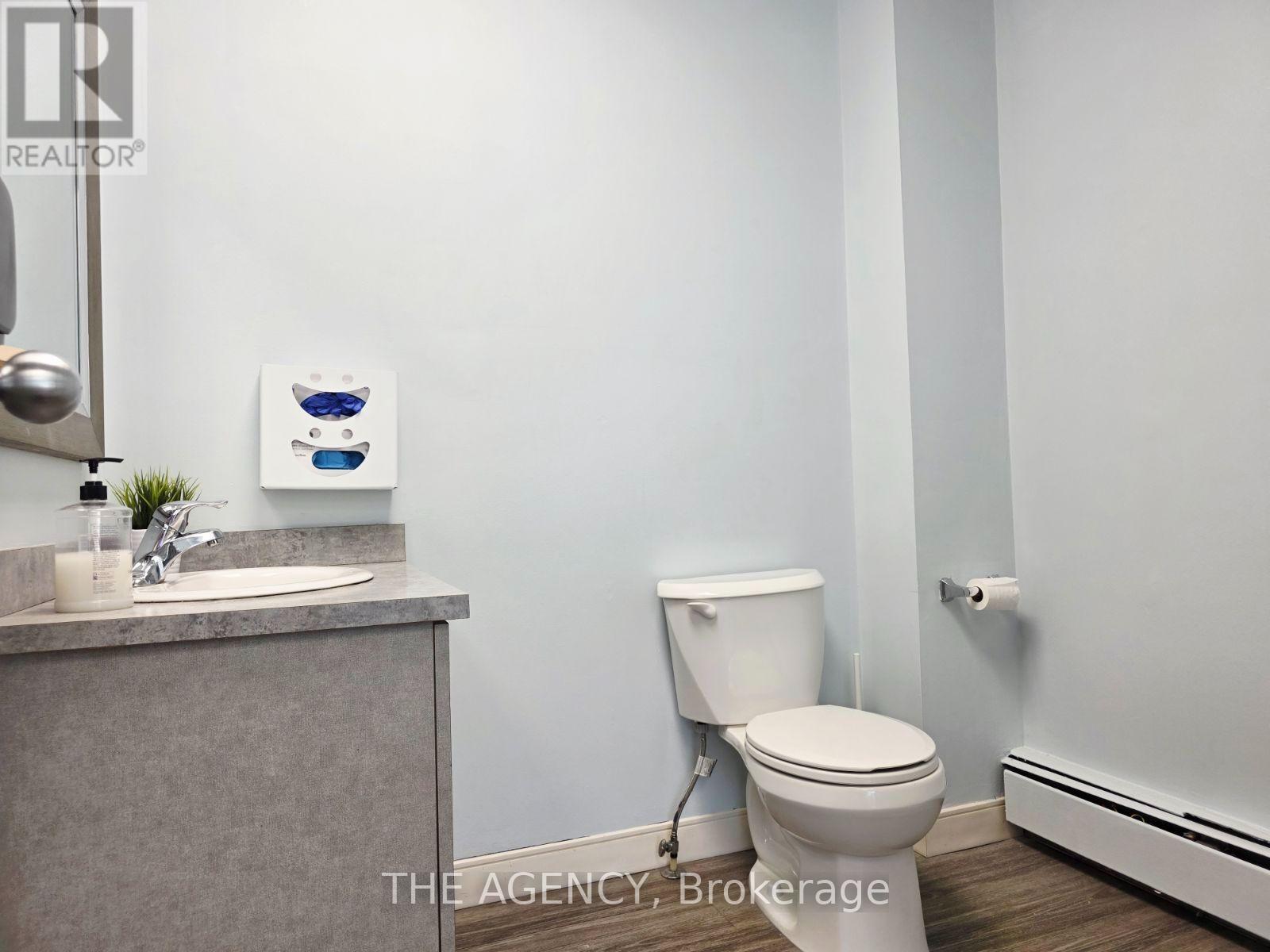 304 - 1200 Lawrence Avenue E, Toronto, Ontario  M3A 1C1 - Photo 19 - C13558344