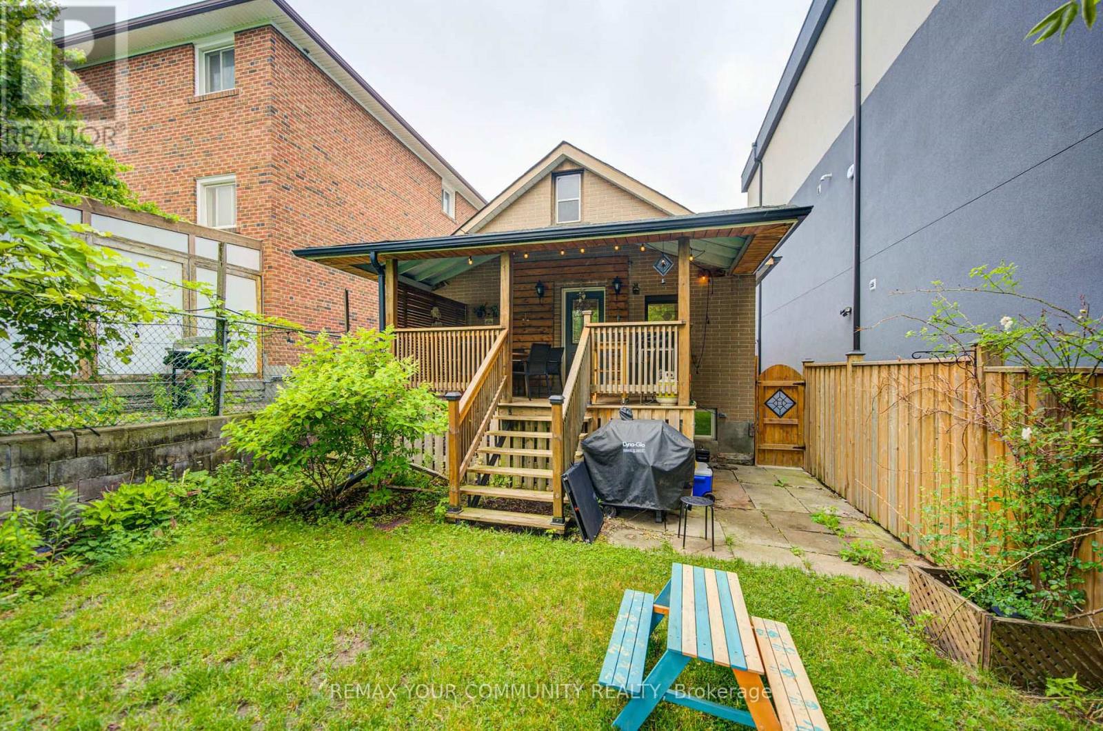 Main - 29 Ennerdale Road, Toronto, Ontario M6E 4C2 - Photo 49 - W13570854
