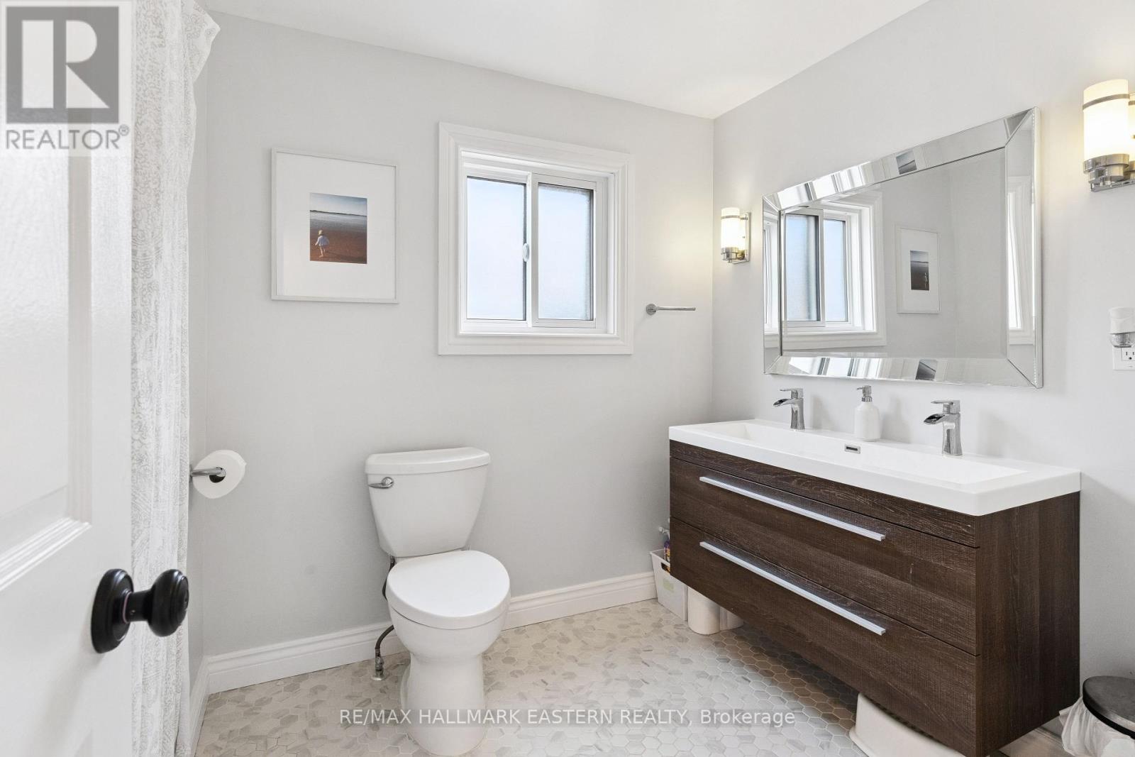15 Ravenscroft Road, Ajax, Ontario  L1T 1V7 - Photo 29 - E13571952