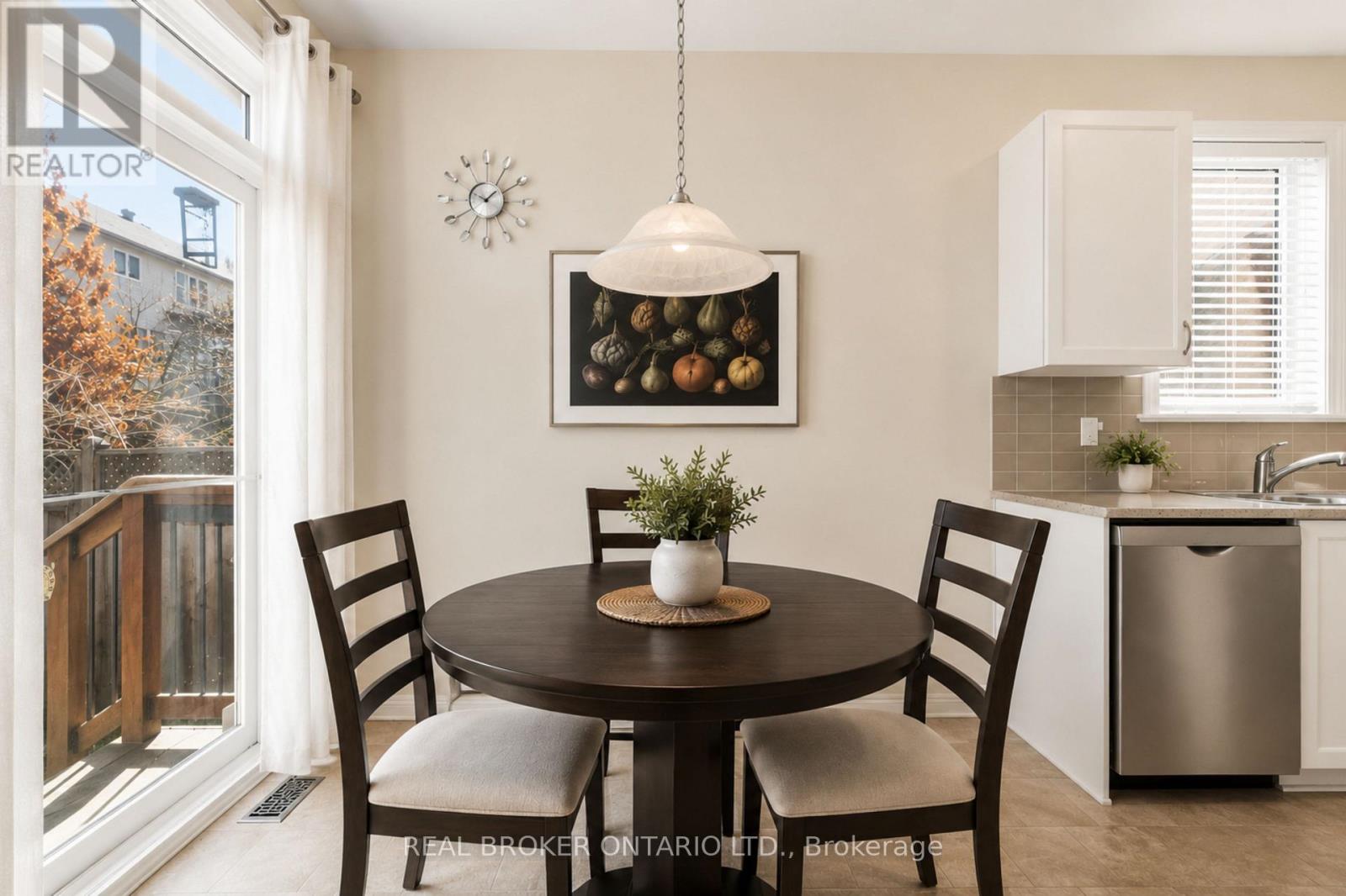 417 Stalwart Crescent, Ottawa, Ontario  K1T 0H2 - Photo 6 - X13572954