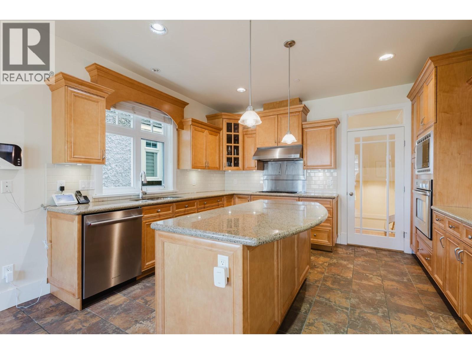 4188 Balaclava Street, Vancouver, British Columbia  V6L 2T1 - Photo 5 - R3141565