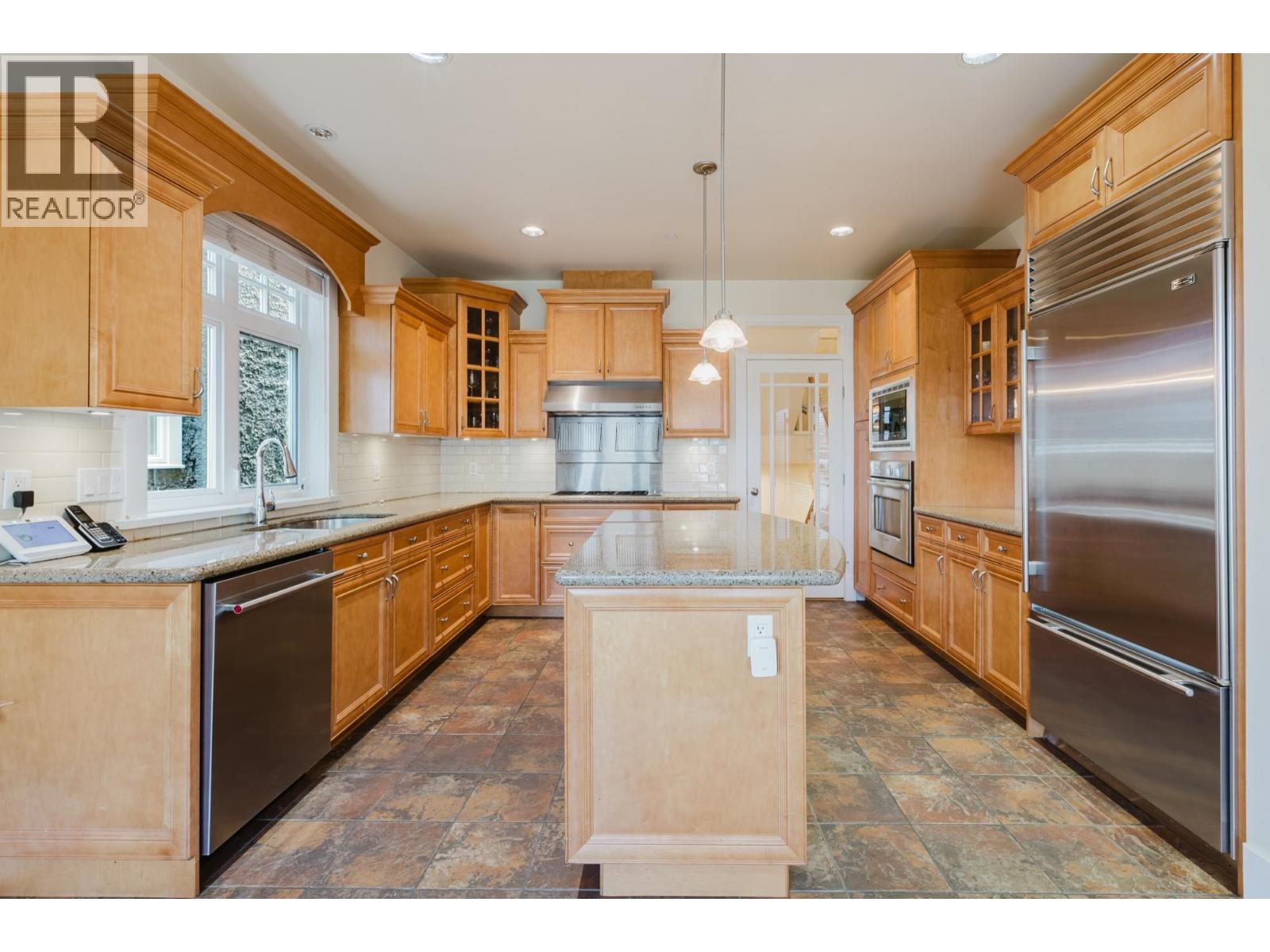 4188 Balaclava Street, Vancouver, British Columbia  V6L 2T1 - Photo 4 - R3141565